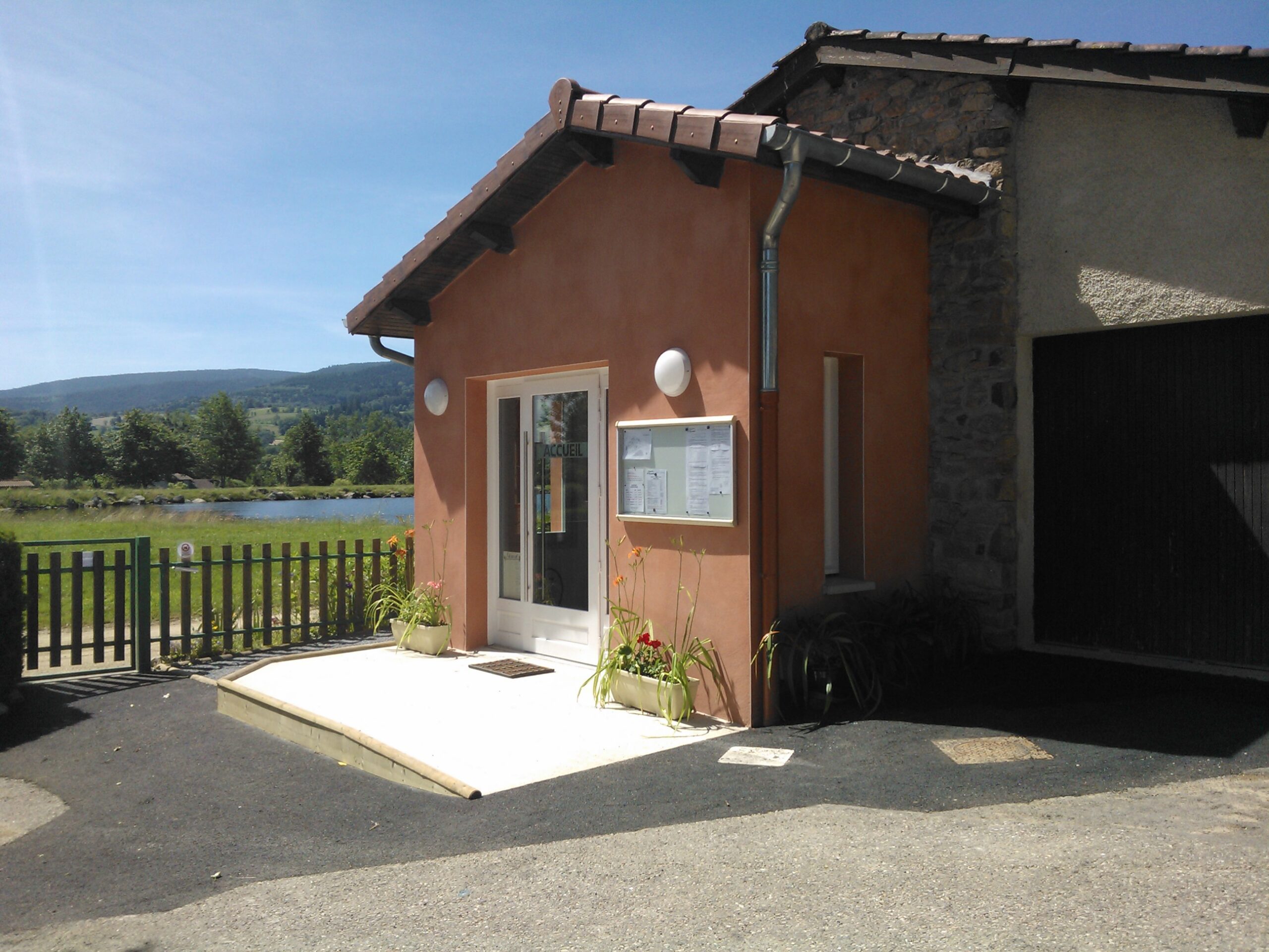 Travaux sur camping dans la Loire